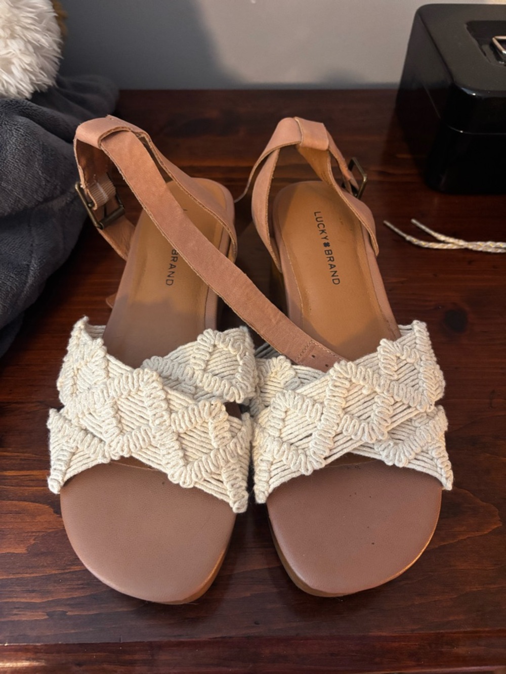 Lucky Brand Women's Tan Sandals with Cream Macrame Strap